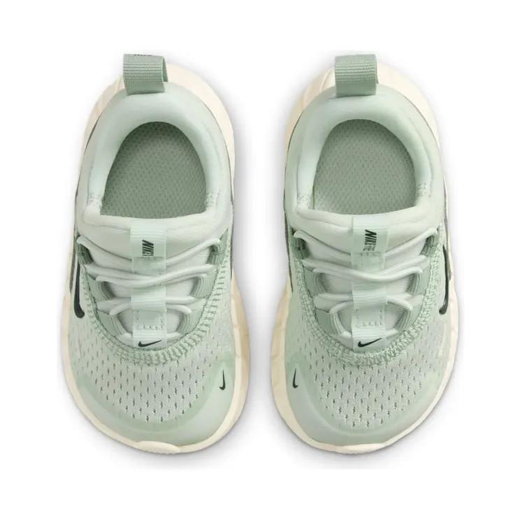 nike-free IQ5810-002