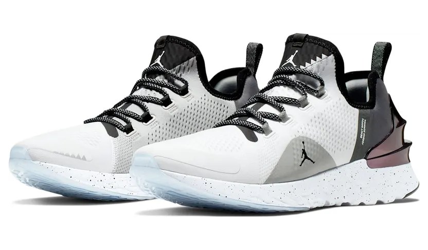 jordan-react-havoc AR8815-100