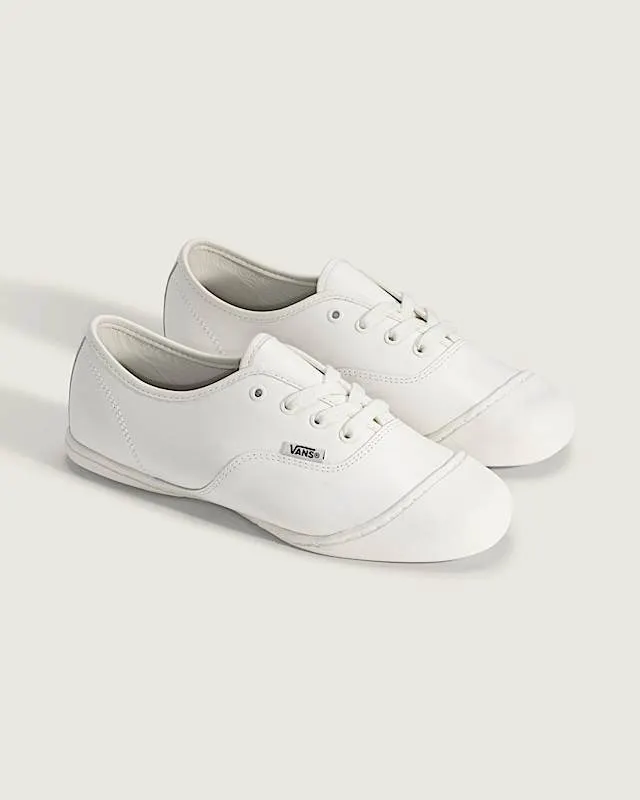 Vans Authentic White (VN000DAXTBD)
