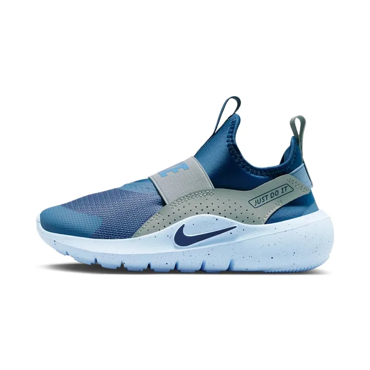 Nike Flex Runner 4 “Mystic Navy / Light Pumice / Work Blue / Midnight Navy” (IF2894-405)