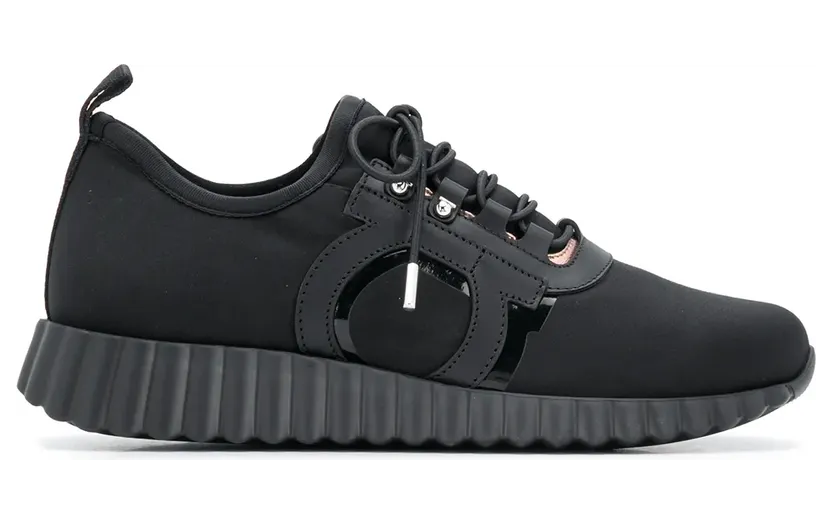 Ferragamo Sneakers mit Gancini-Detail – Schwarz (736724)