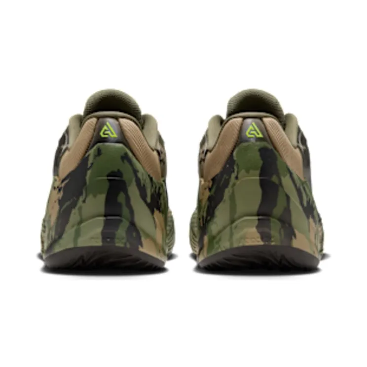 nike-giannis-freak-8 IV4378-200