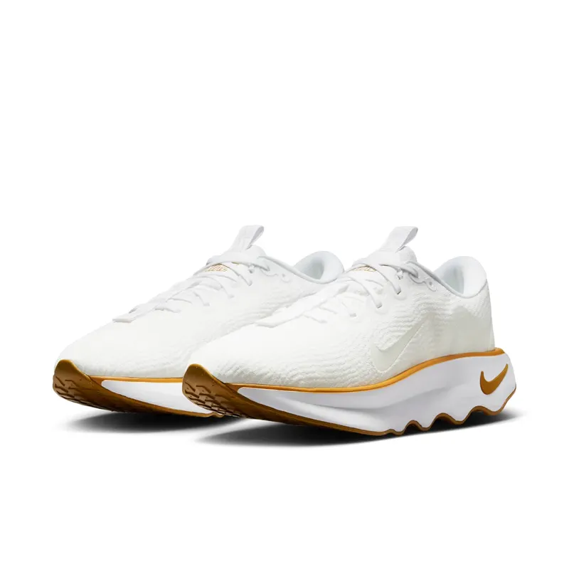 Nike Motiva White Summit White Wheat (DV1237-104)