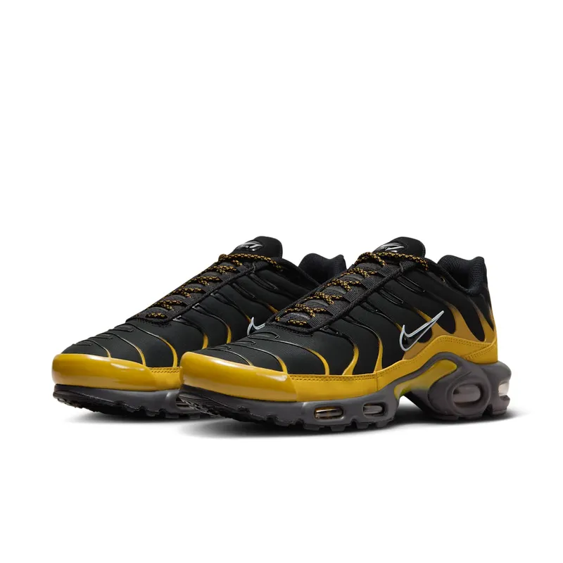 Nike AIR MAX PLUS “Black” (FB9722-700)