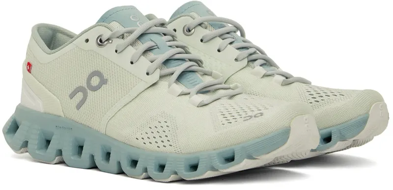 On Green Cloud X Sneakers (40.99036)