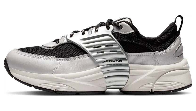Jordan Trunner O/S “Photon Dust Black Sail” (IB3722-010)