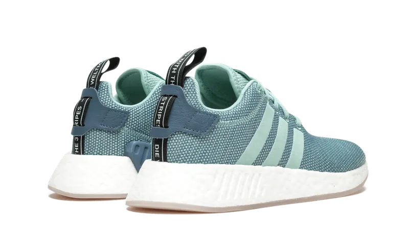 Adidas NMD R2 “Ash Green” (CQ2010)