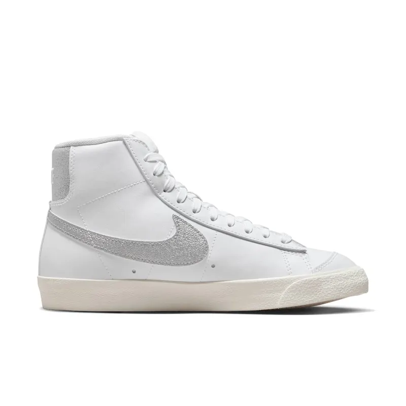 Nike Blazer Mid ’77 ESS White (DQ7574-100)