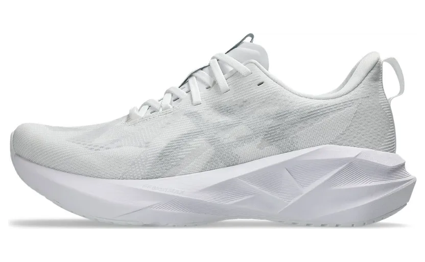 asics-novablast 1011B974-100