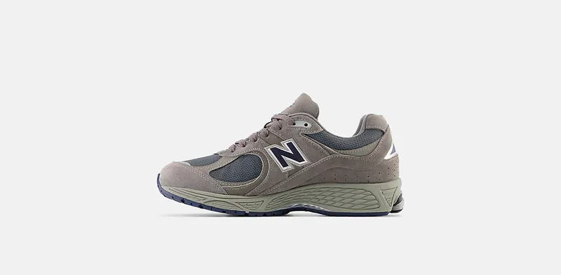New Balance 2002R Gore-Tex Castlerock (M2002RXC)