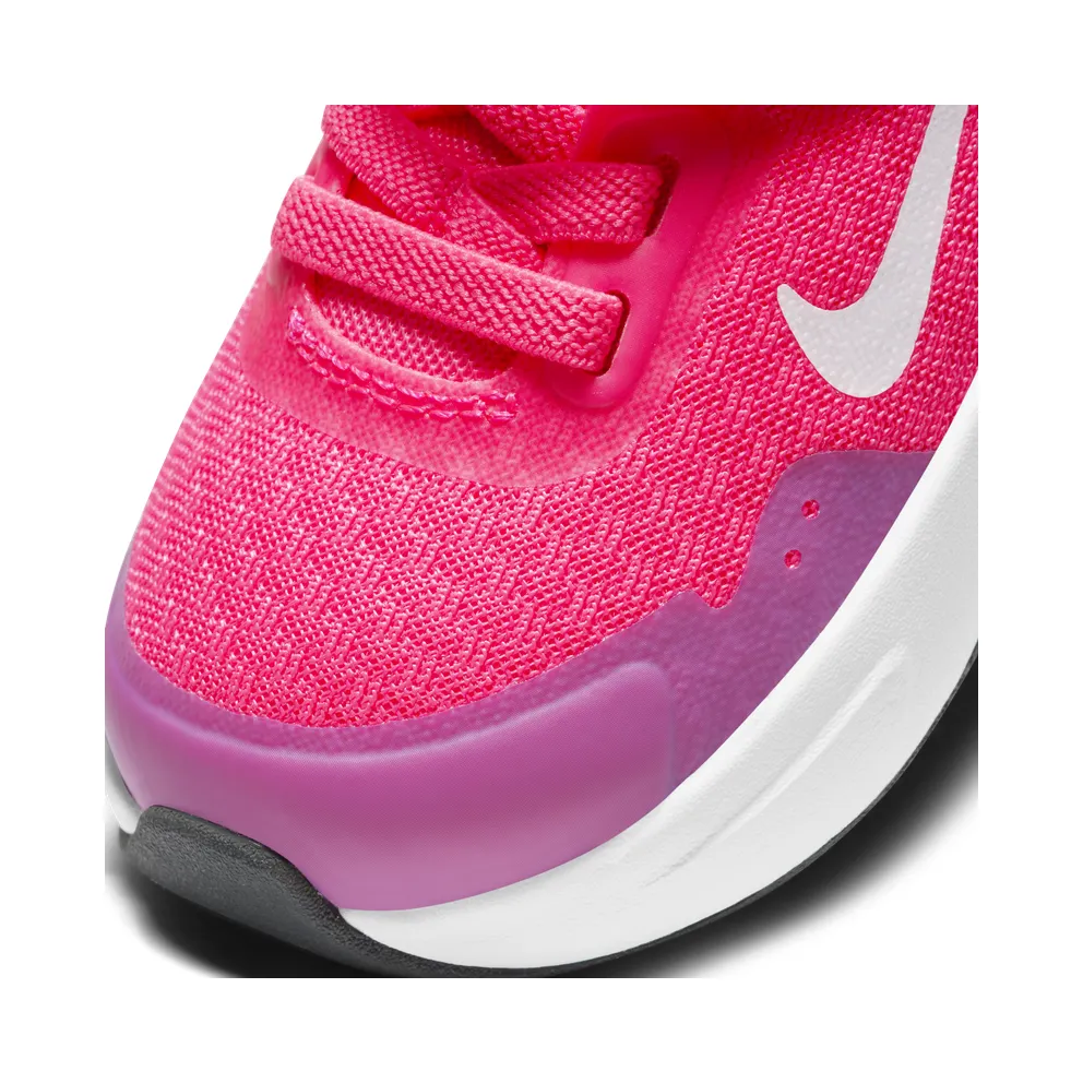 Nike WearAllDay “Hyper Pink / Fuchsia Glow / Dark Smoke Grey / White” (CJ3818-600)