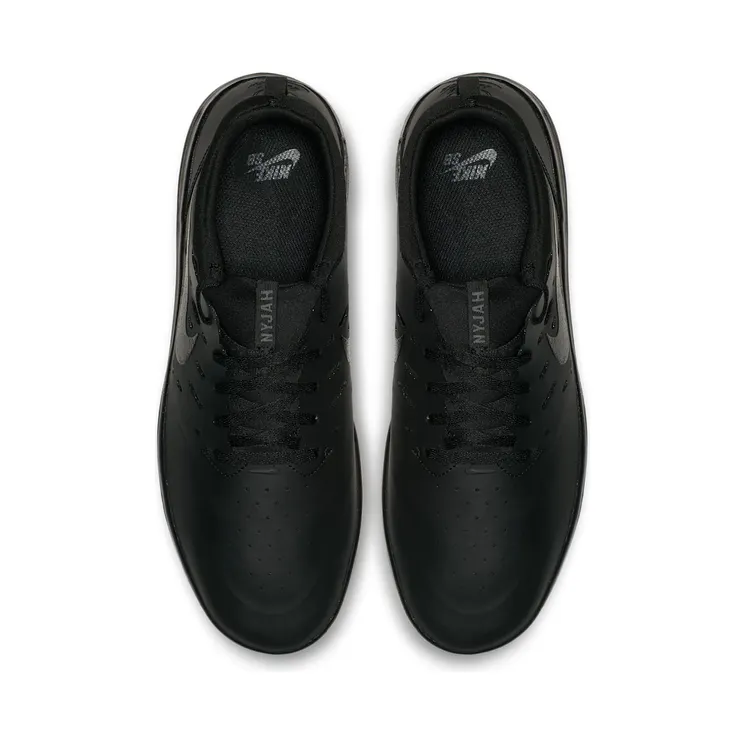 nike-free AA4272-003