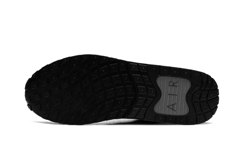 Nike Air Max Solo “Black / White” (HQ2572-001)