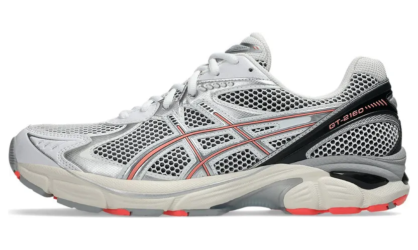 Asics GT 2160 “White Sun Coral”: witte basis met een warm accent (2)