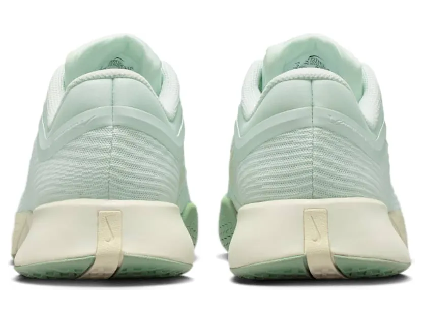 nikecourt FZ2158-301