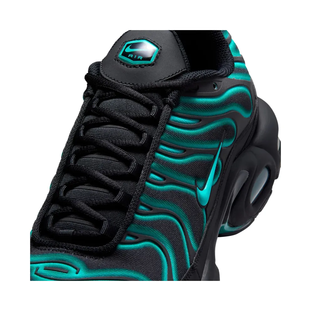 Nike Air Max Plus “Black / Dusty Cactus” (IV5756-001)