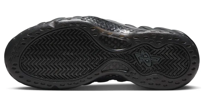 nike-air-foamposite FD5855-001