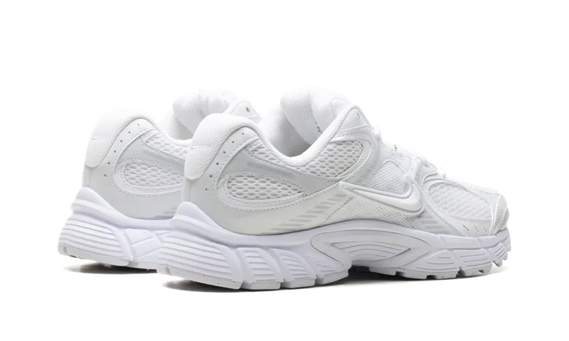 Nike V5 RNR “White Black Metallic Silver” (HQ7901-101)