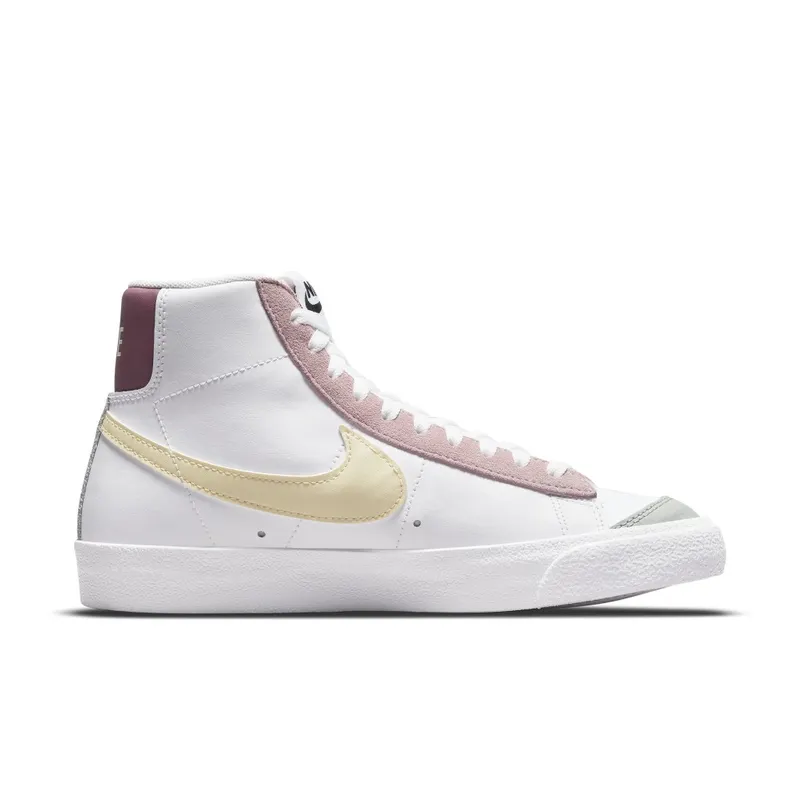 Nike Blazer Mid ’77 White (DN5052-100)
