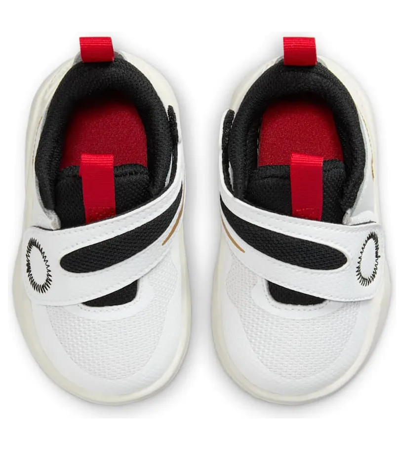 nike-team-hustle-d-11 DV8995-104