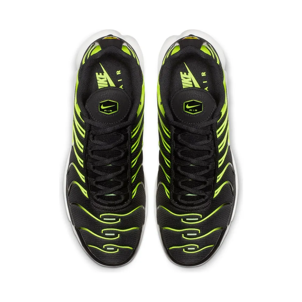 Nike Air Max Plus “Black Volt” (852630-037)