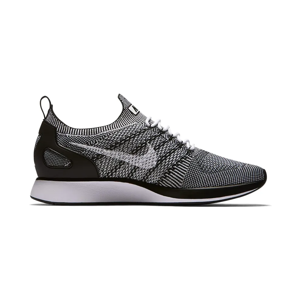 Nike Mariah Flyknit Racer Oreo (918264-102)