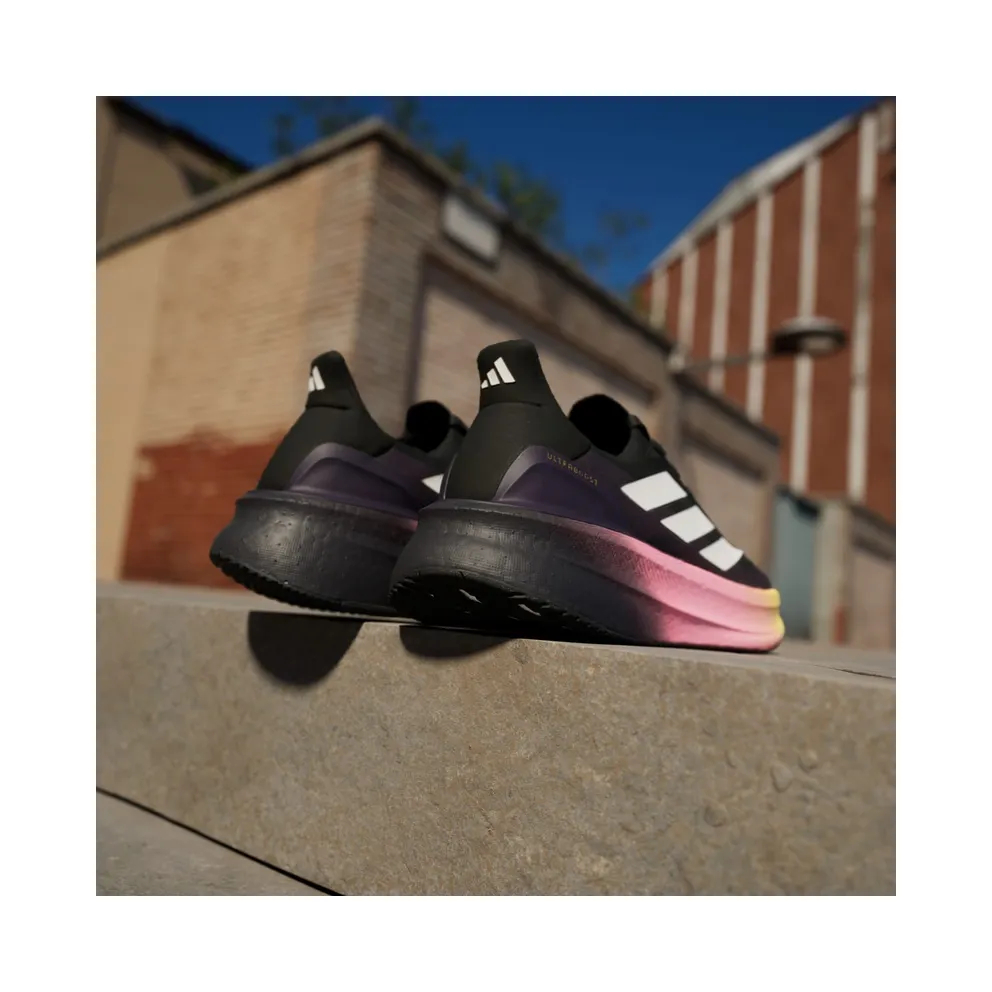 Adidas ULTRABOOST 5X “CORE BLACK ZERO METALIC SPARK” (JI1332)