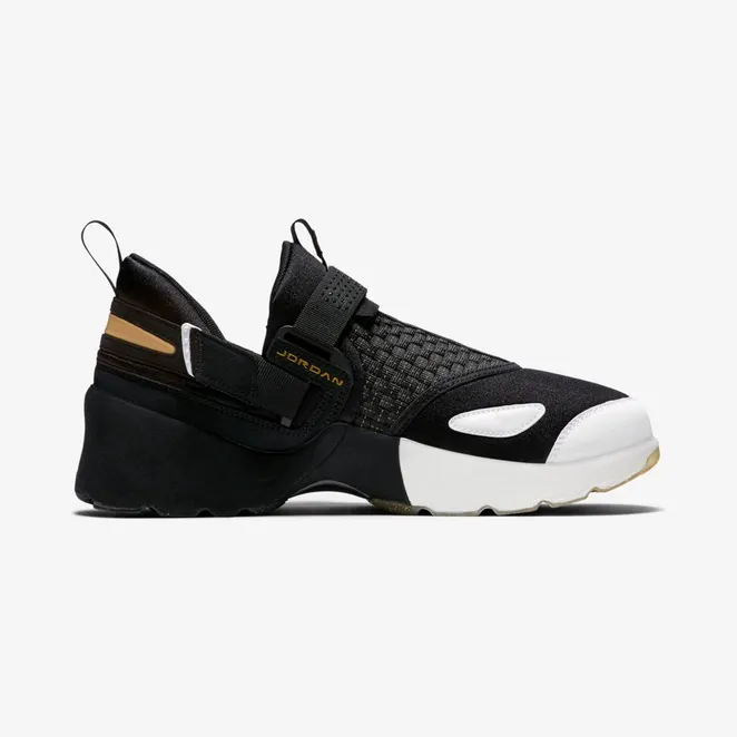 jordan-trunner 909408-032