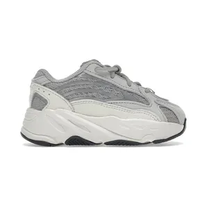 adidas Yeezy Boost 700 V2 Static (HQ6967)