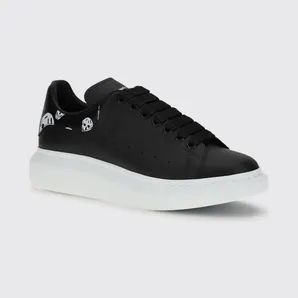 Mcqueen Oversize Leather Sneakers with Skull Print Black (553680WIAKB1016)