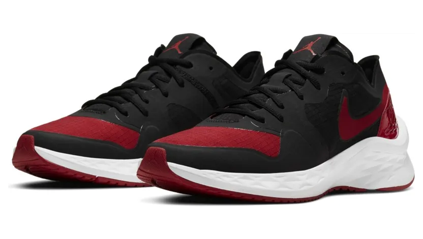 Jordan Air Zoom 85 Runner ‘Bred’ Black/White/Gym Red (DA3126-006)