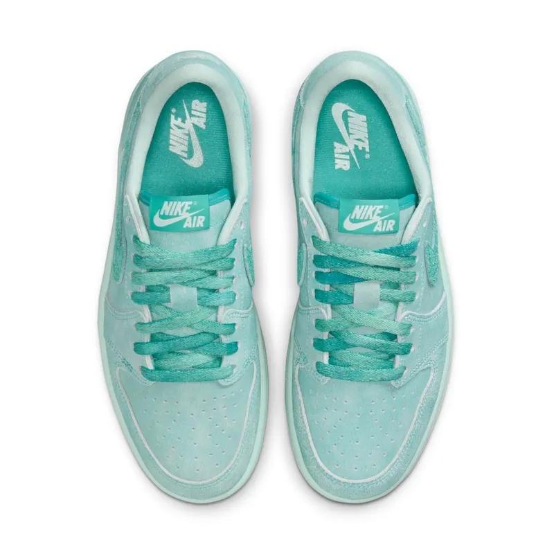 Jordan 1 Retro Low OG “Washed Teal” (HQ8111-300)