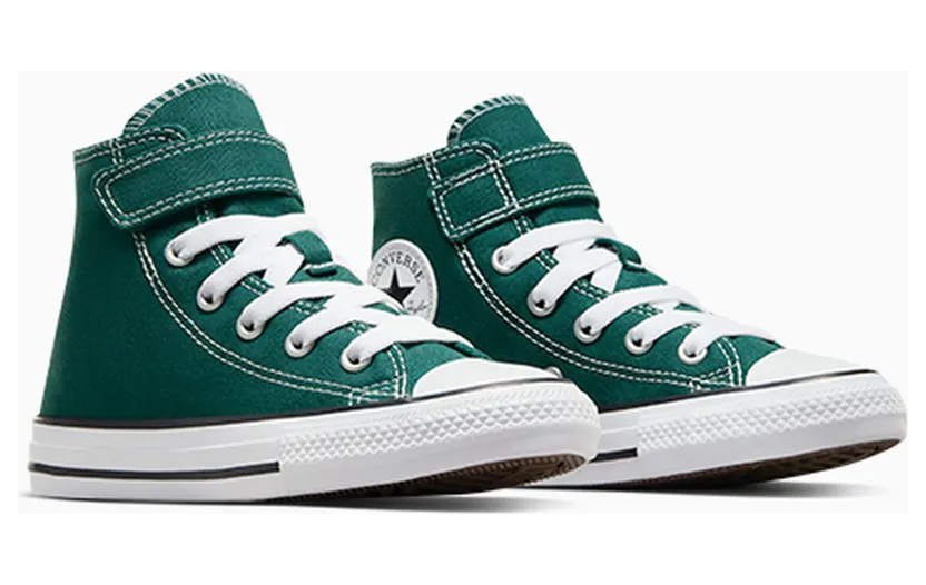 converse-chuck-taylor-all-star A04724C