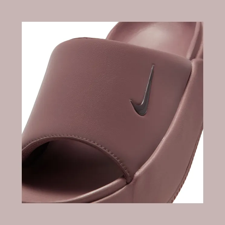 nike-calm IO0495-500