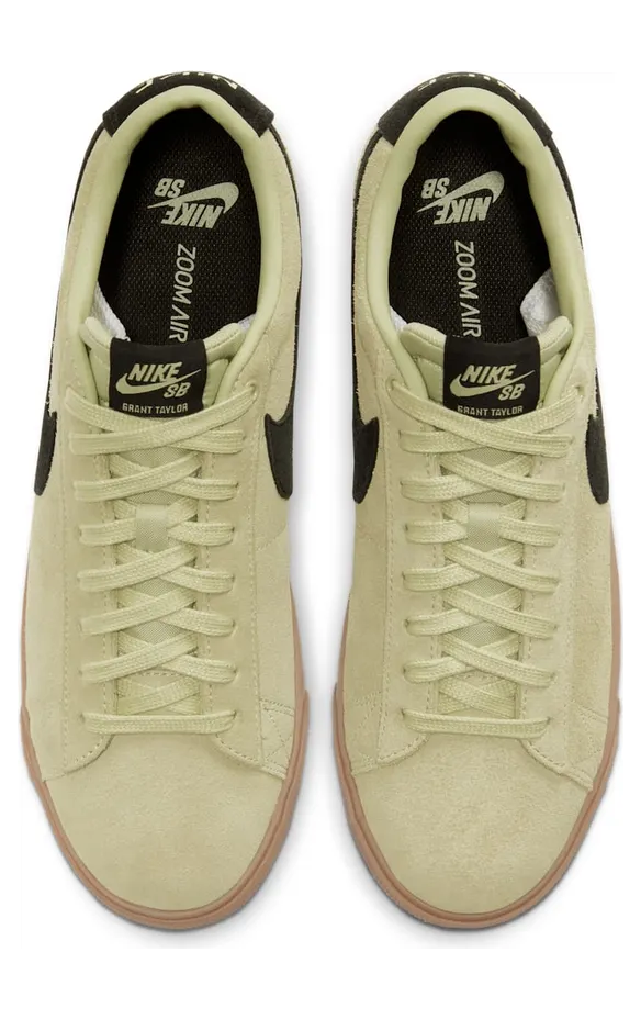 nike-blazer 704939-303