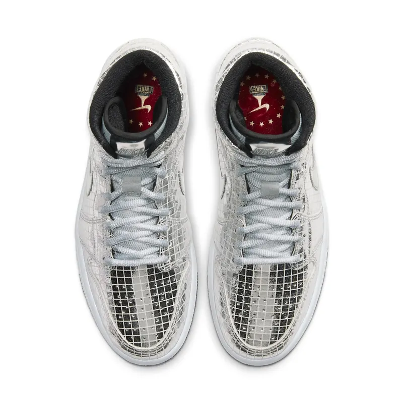 Jordan 1 Mid SE Disco Metallic Silver (W) Silver/White-Black (CU9304-001)