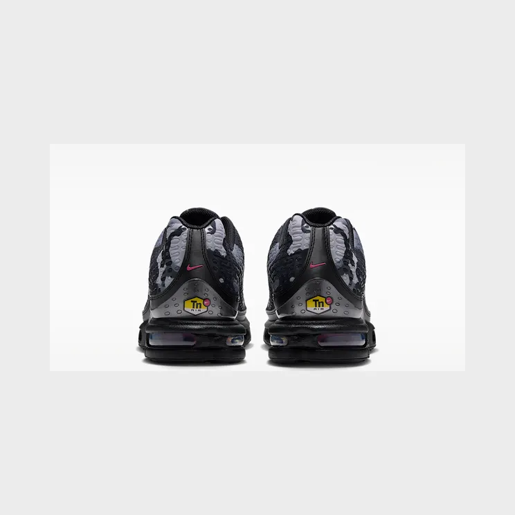 nike-air-max IQ0235900