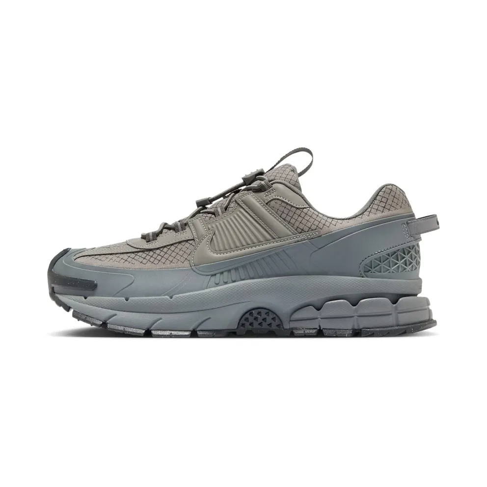 Nike Zoom Vomero Roam Metallic Pewter Cool Grey (HV6901-001)