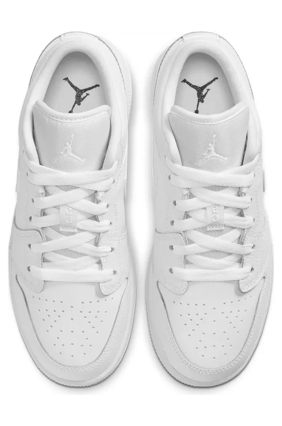 air-jordan-1 553560-130