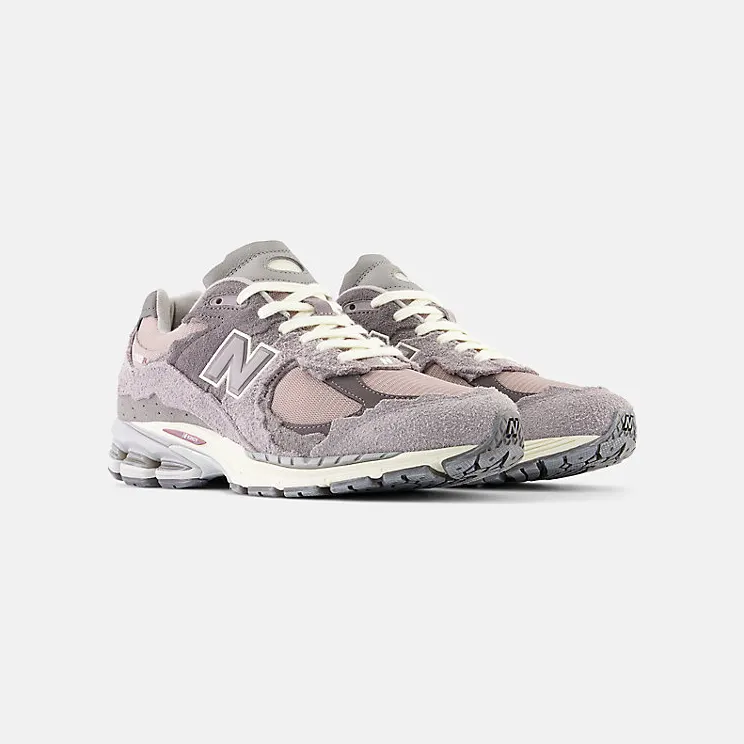 new-balance-2002r M2002RDY
