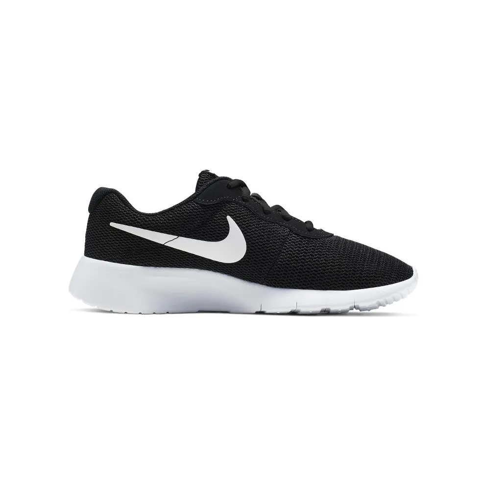 Nike Tanjun Older Kids’ Black (818381-011)