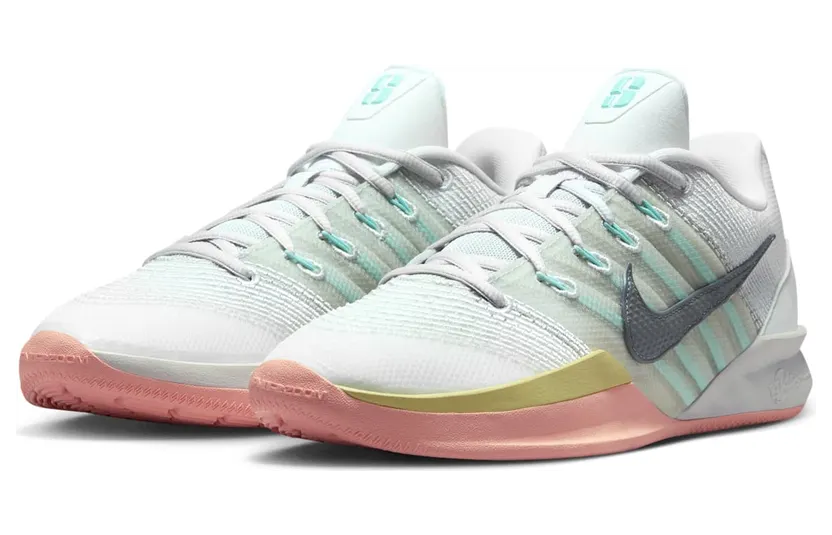 nike-sabrina-3 HF2881-100
