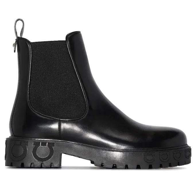 Ferragamo Gancini Logo Detail Chelsea Boots Black (01N662741326)