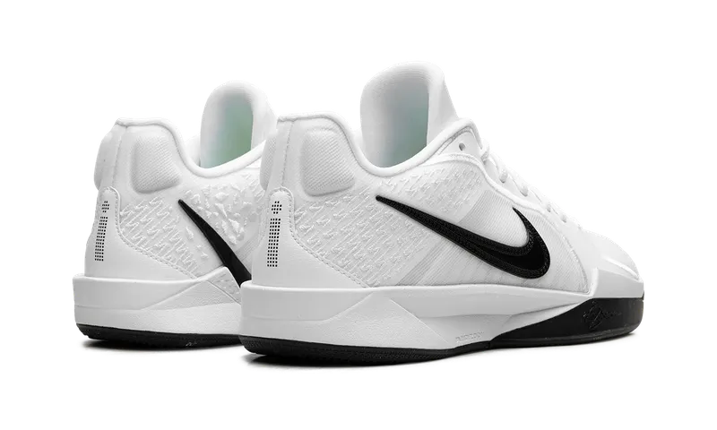 Nike Sabrina 2 “White” (HF3234-100)