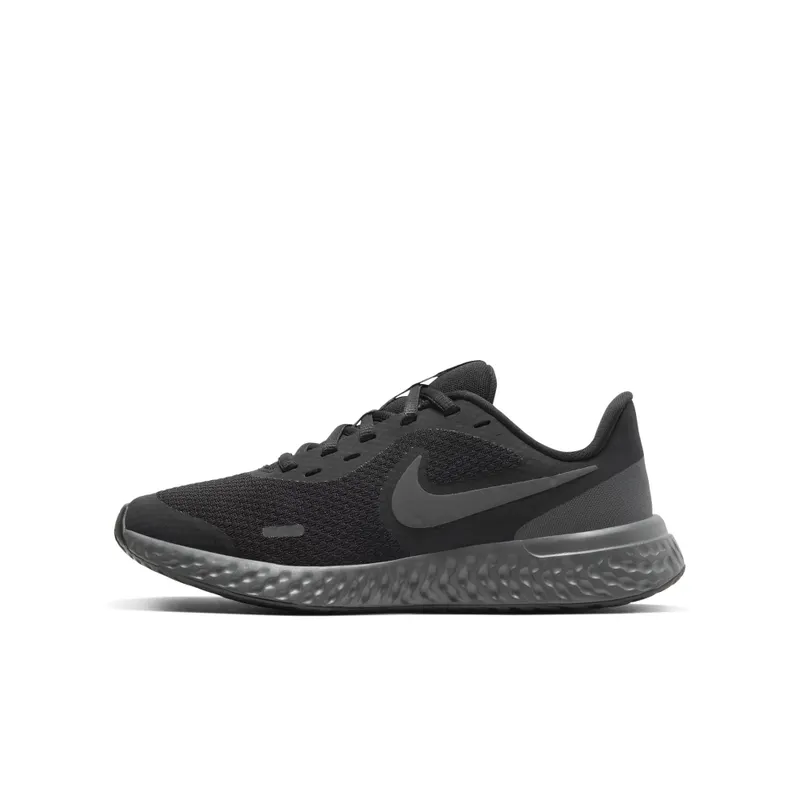 Nike Revolution 5 Older Kids’ Running Black (BQ5671-001)
