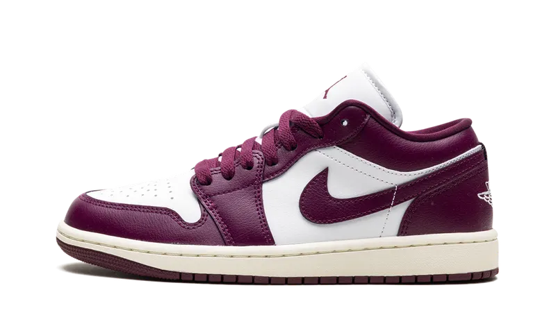 Jordan 1 Low “Bordeaux” (DC0774-161)