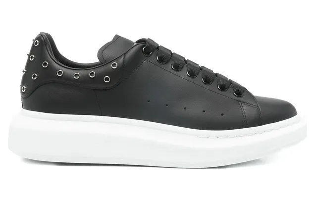 Alexander Mcqueen Oversized Eyelet-detail “Black” (856519 WIAJR 1118)
