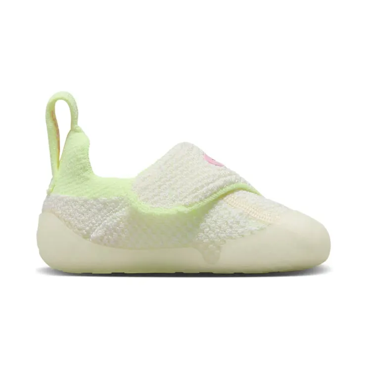 nike-swoosh-1 FB3244-101