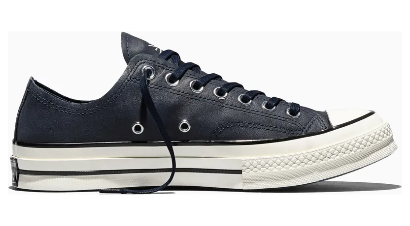 converse-chuck-taylor-all-star A21899C