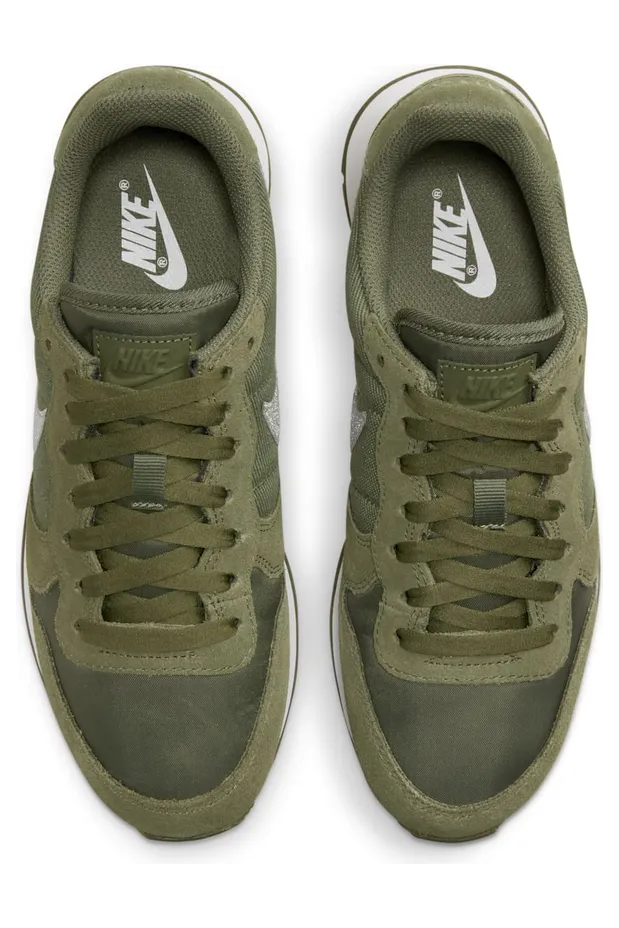 nike-internationalist AT0075-200